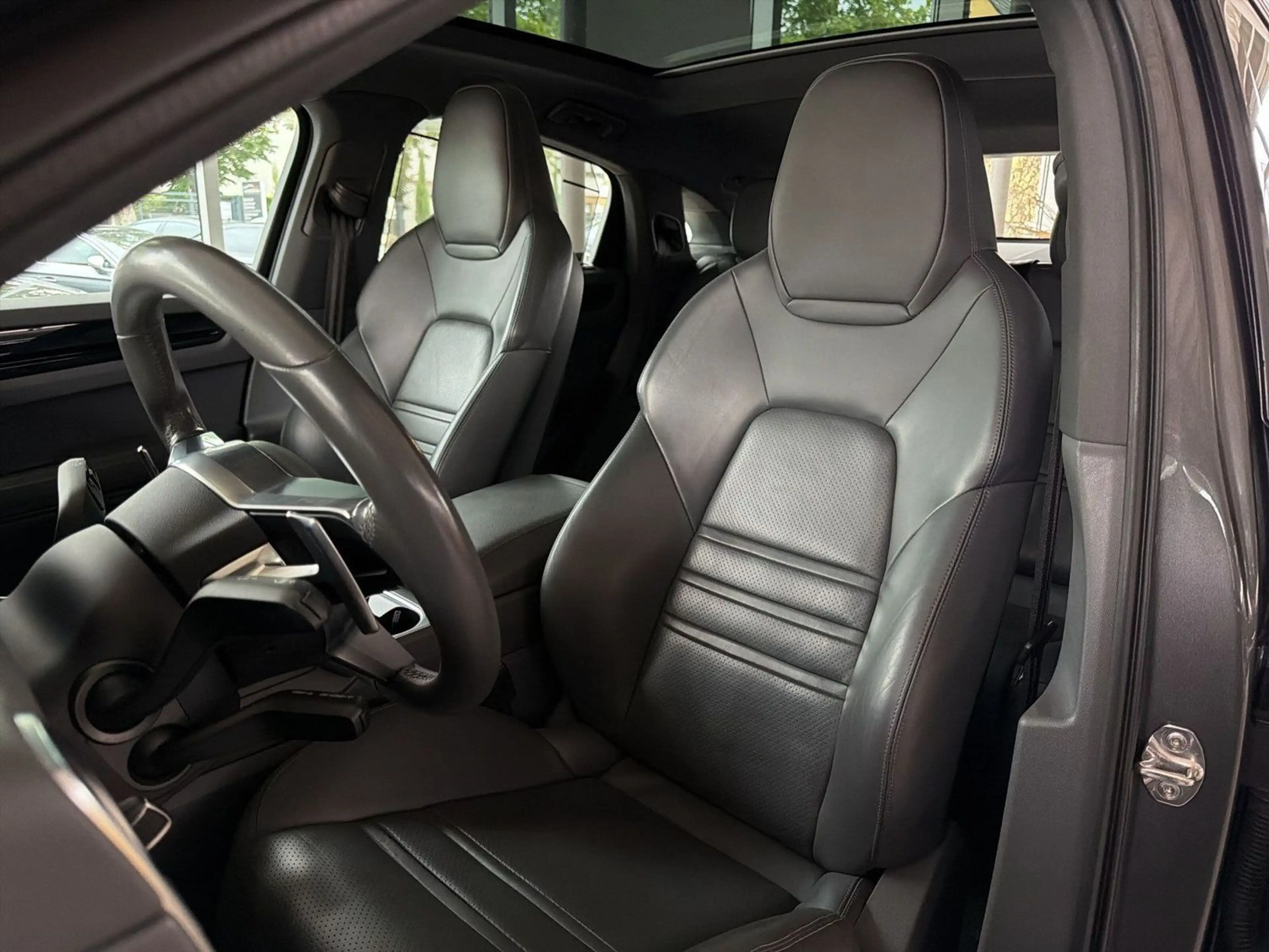 Porsche Cayenne PANO BOSE CHRONO PASM DAB APPLE — photo 10