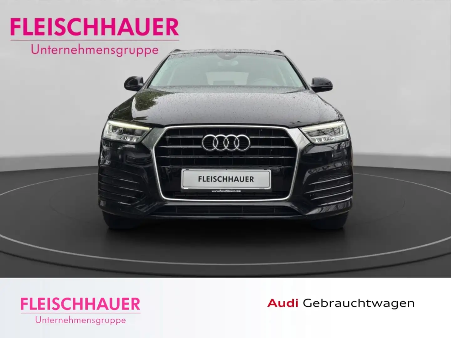 Audi Q3 S-line 2.0 TFSI S-tronic quattro Navi LED El. Heck Černá - 2