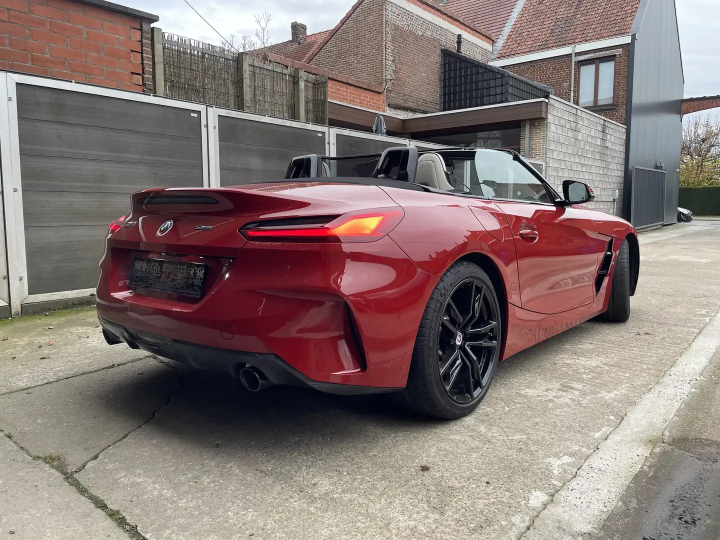 BMW Z4 ⚡sDrive20i Aut. Sport Line/ HarmanKardon/ ARC⚡ Rood - 2