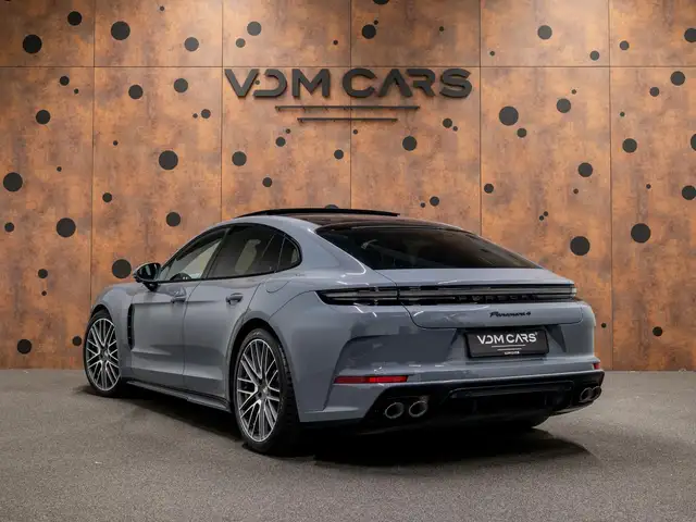 Porsche Panamera view 3