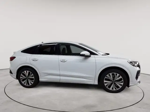 Audi Q4 E-Tron view 3
