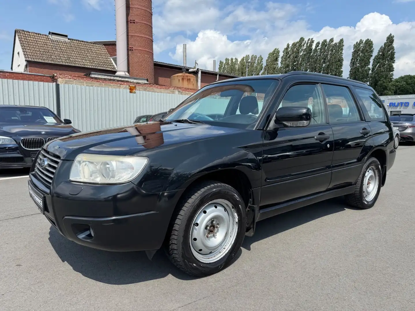 Subaru Forester 2.0 X Active*KLIMAAUTO*TEMP*AHK*LGP*4X4 Negro - 1