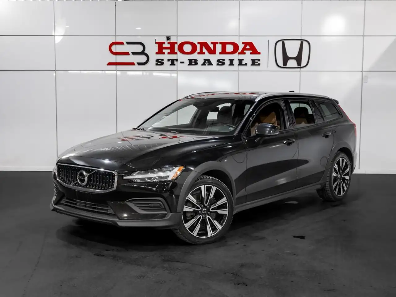 2020 Volvo V60 Cross Country