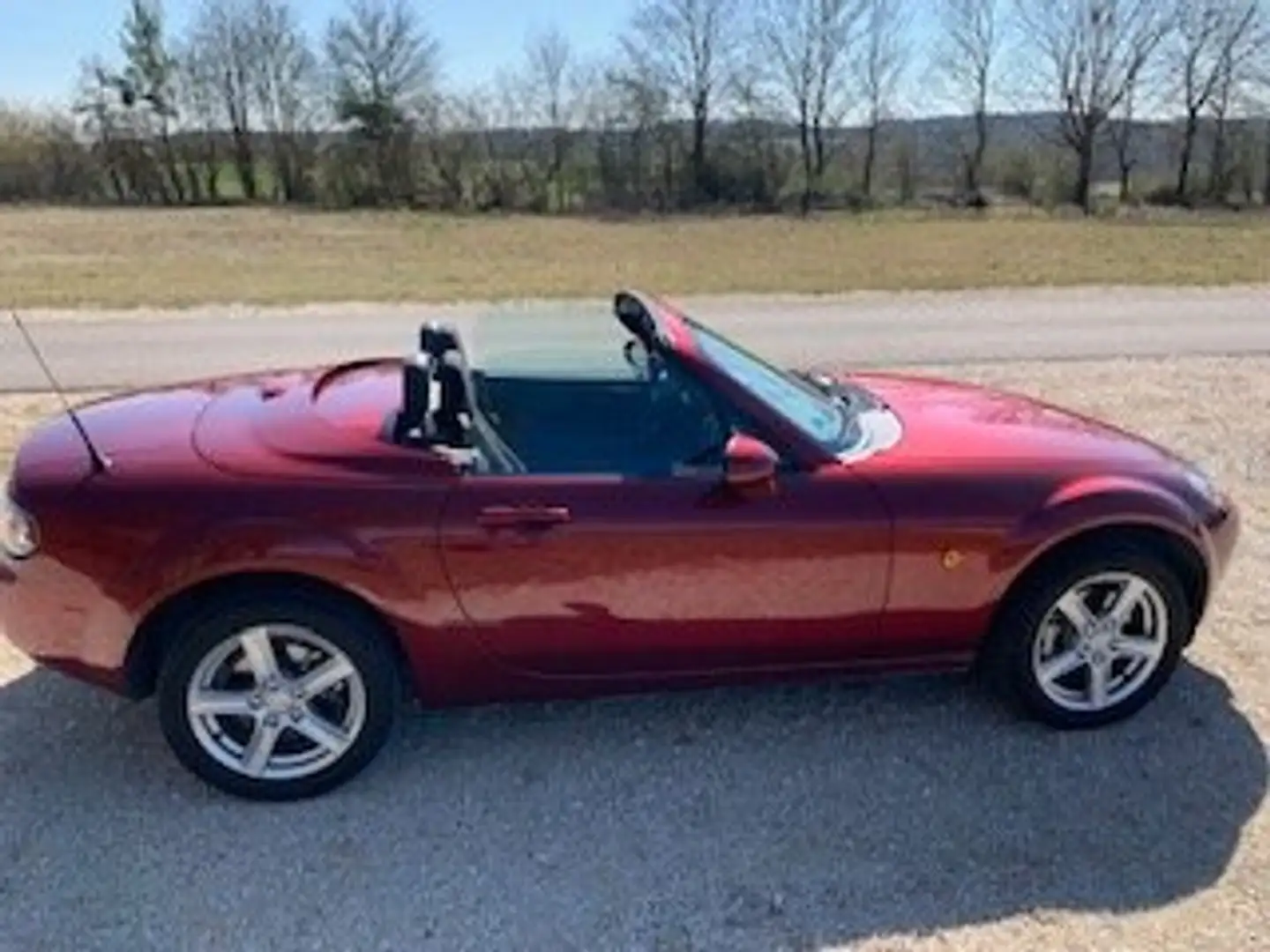 Mazda MX-5 MX-5 1.8 MZR Roadster Coupe Energy crvena - 1