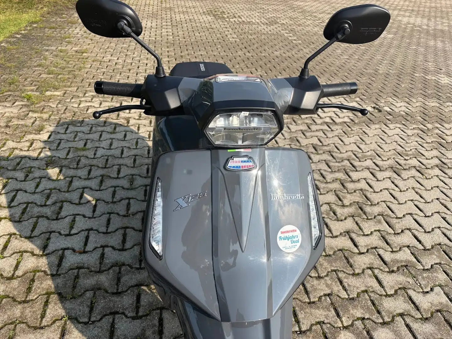 Lambretta X125 ABS Grau - 2