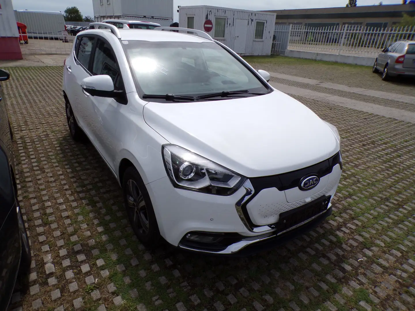 JAC e-S2 40kWh Weiß - 2