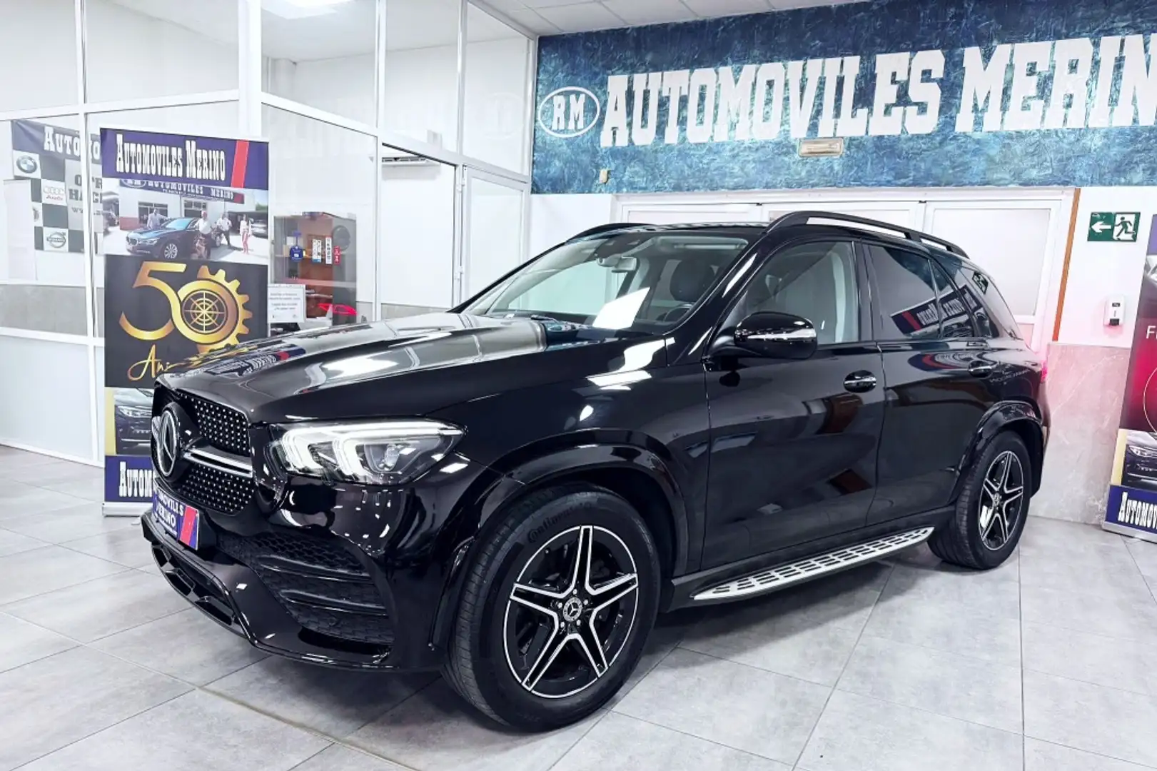 Mercedes-Benz GLE 300 300d 4Matic Aut. Zwart - 2