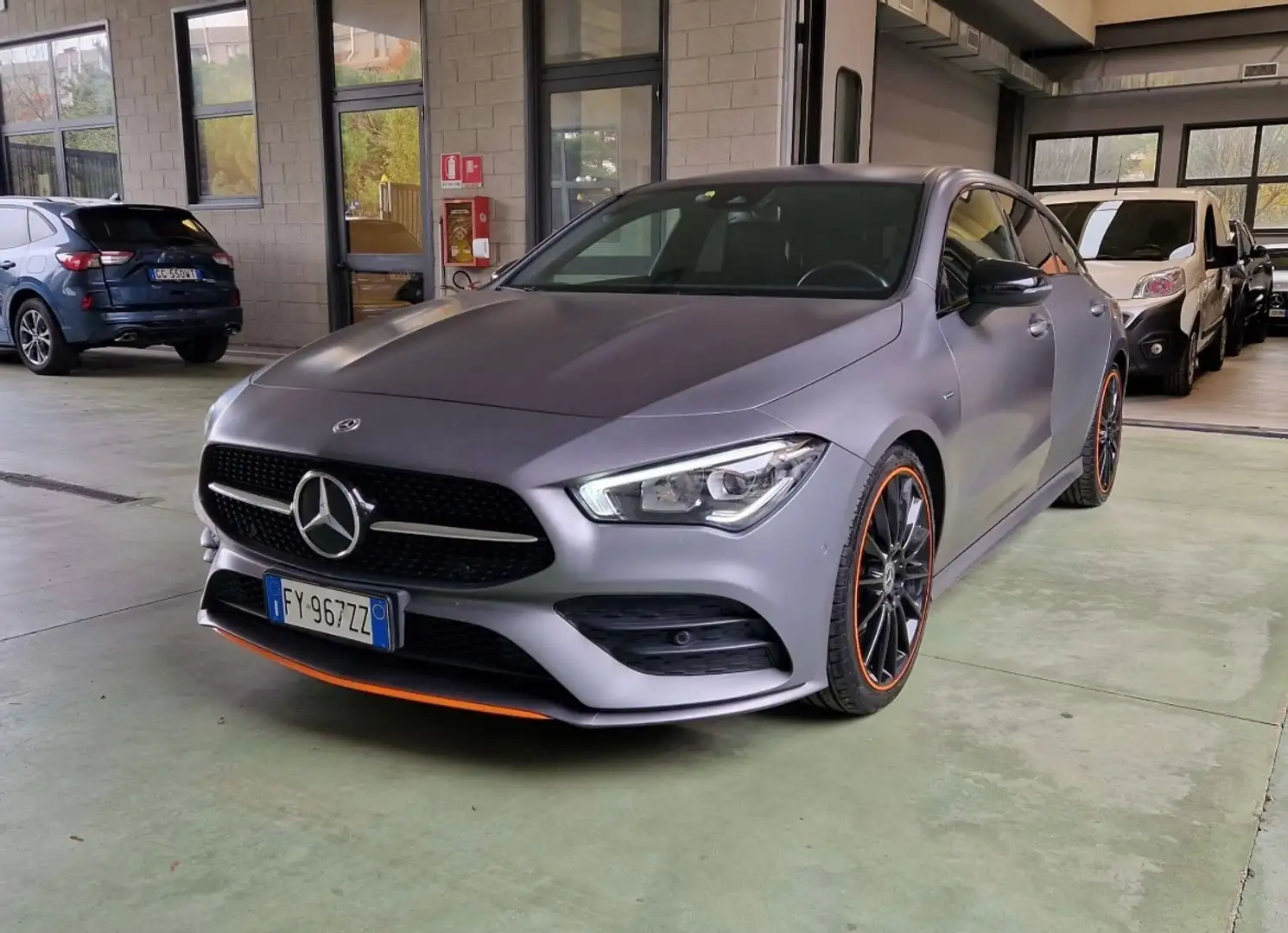 Mercedes-Benz CLA 180 CLA Sh.Brake - X118Shooting Brake d Edition1 auto Grigio - 1