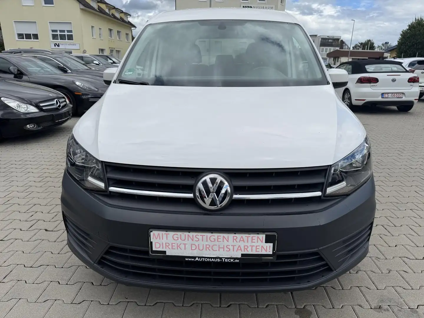 Volkswagen Caddy TÜV NEU/NAVI/KLIMA/AHK/PDC Weiß - 2