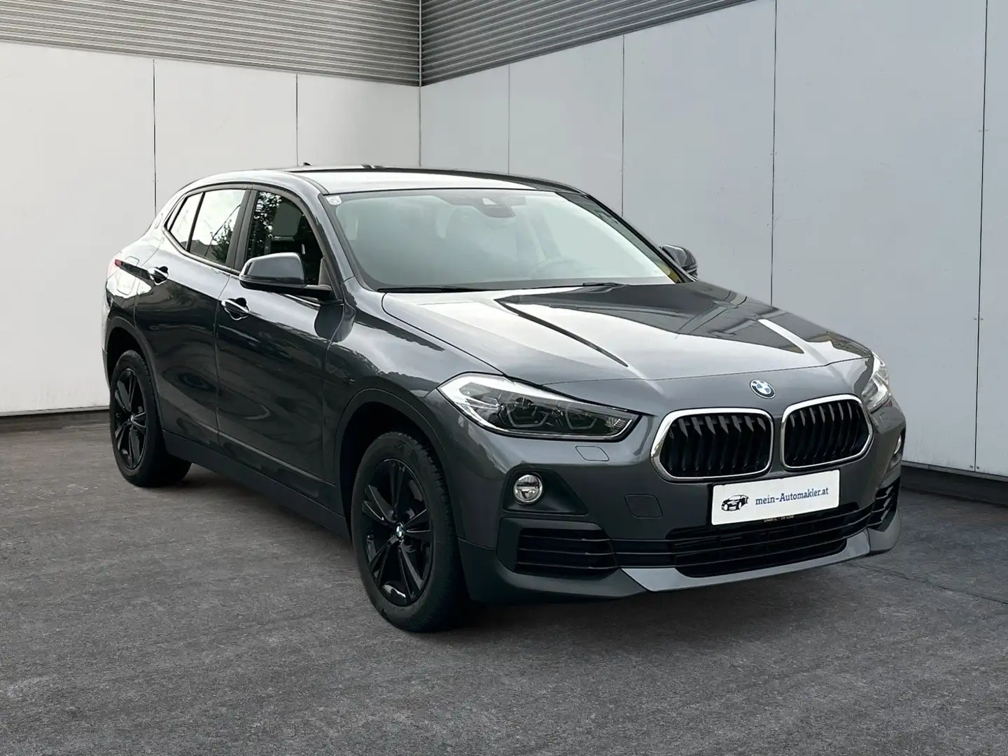 BMW X2 Advantage Grau - 1