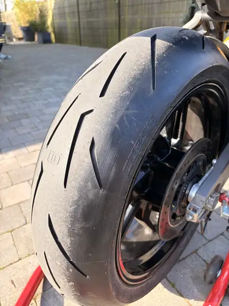 Ducati Monster 821 - foto 5