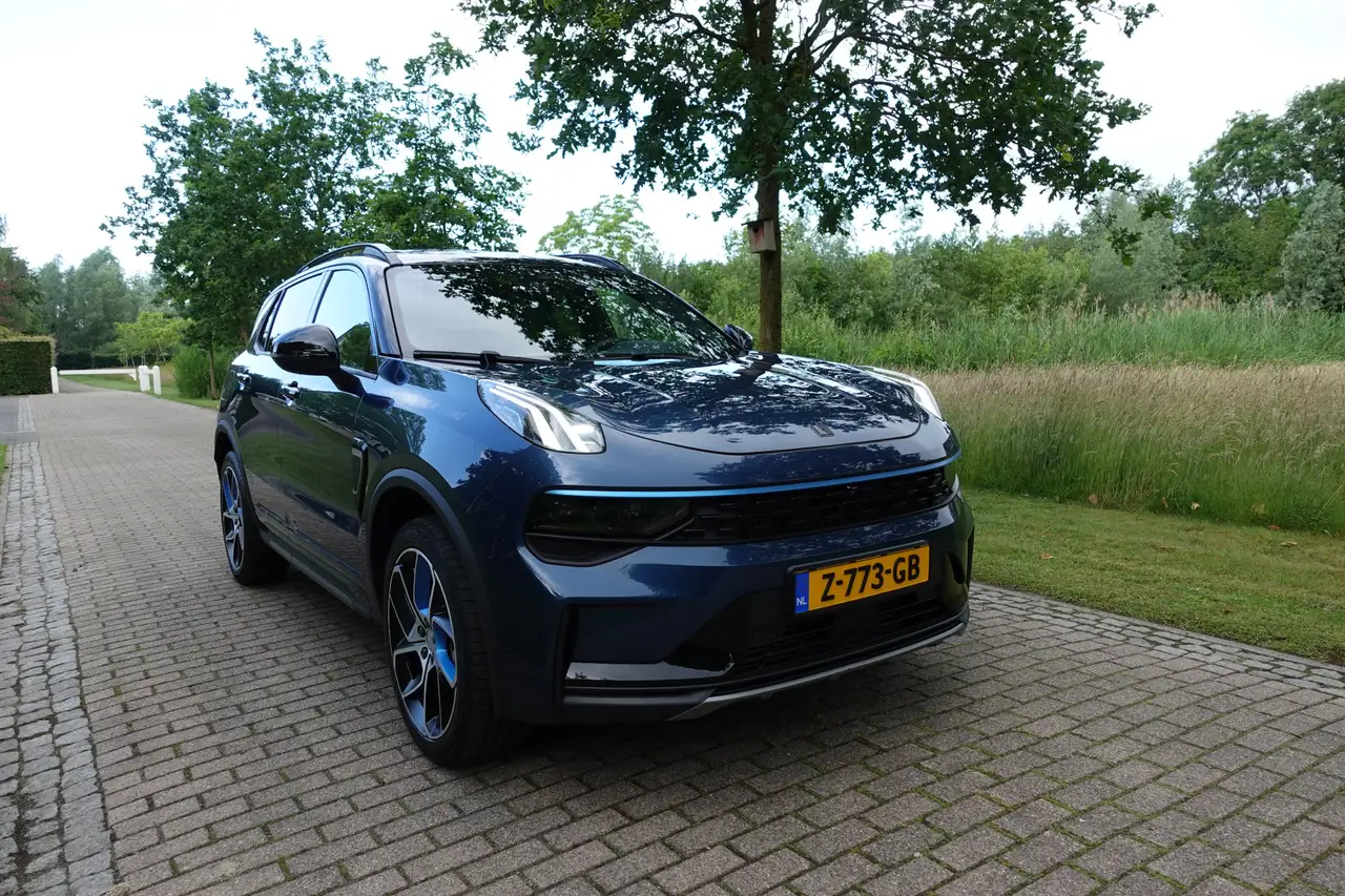Lynk & Co 01 2023