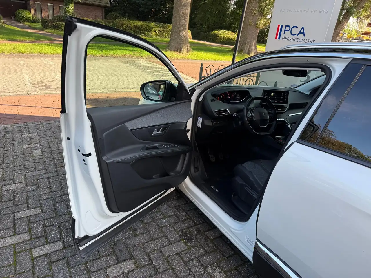 Peugeot 3008 1.2 PureTech Blue Lease Allure, миниатюра 17