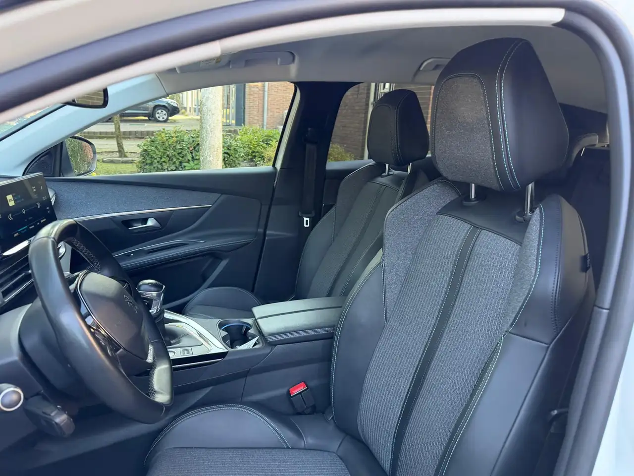 Peugeot 3008 1.2 PureTech Blue Lease Allure, миниатюра 23