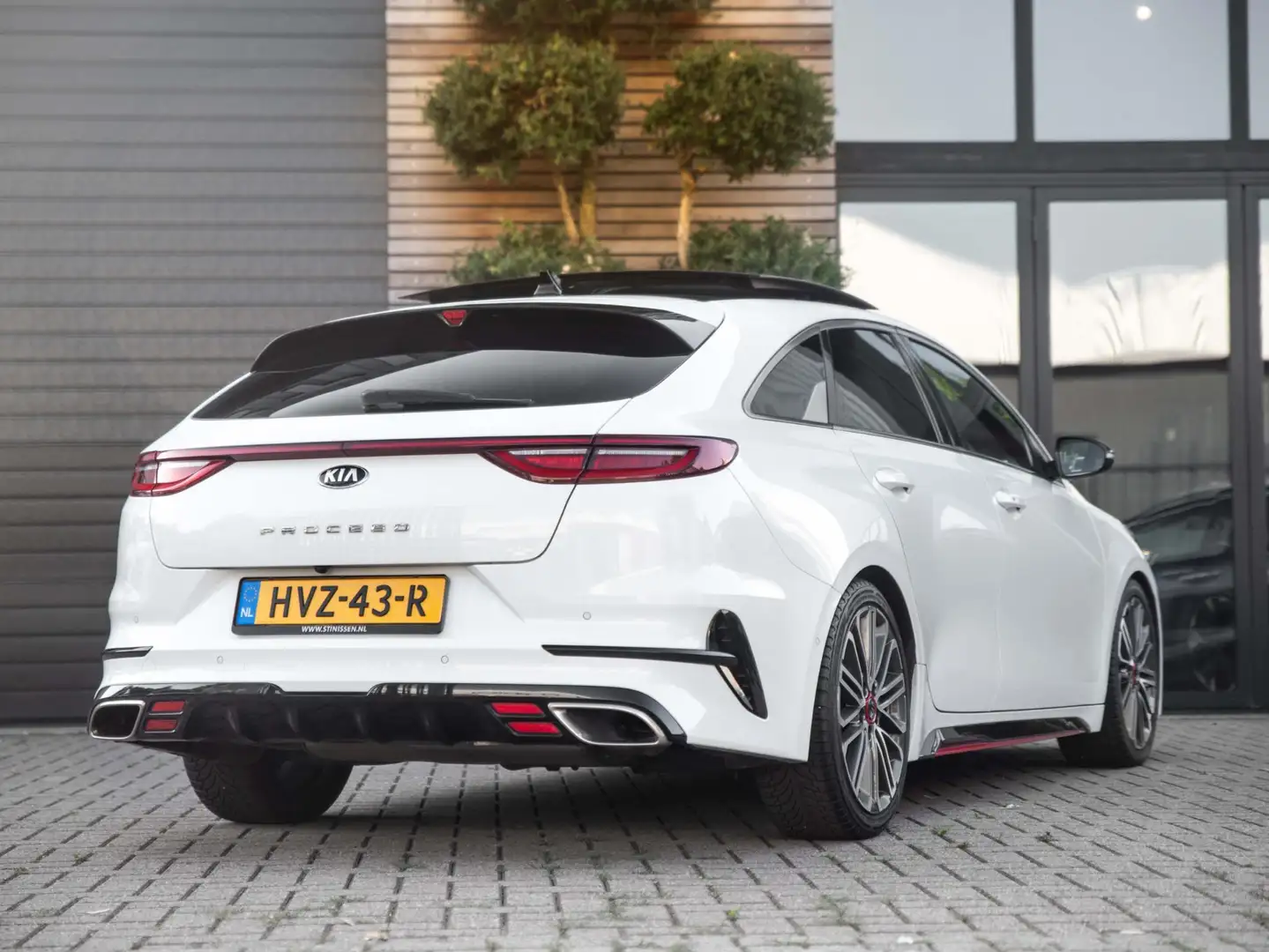 Kia ProCeed / pro_cee'd 1.6 T-GDI GT / Panoramadak / Memory functie / Adap Blanc - 2