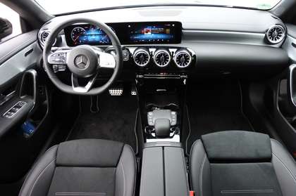 Mercedes-Benz CLA 200 Edition*AMG*ILS*360° Kamera*DAB*Sitzh.*Navi