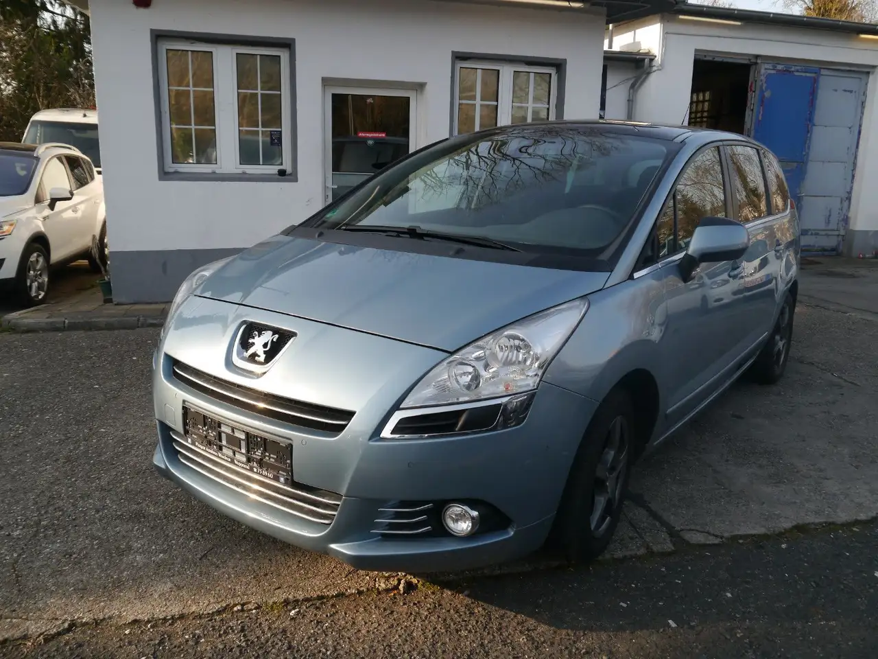 Peugeot 5008