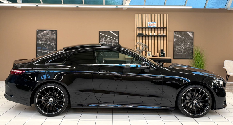 Mercedes-Benz E 220 d Coupe AMG Line Night Edition/Burmester/Pano/ — photo 12