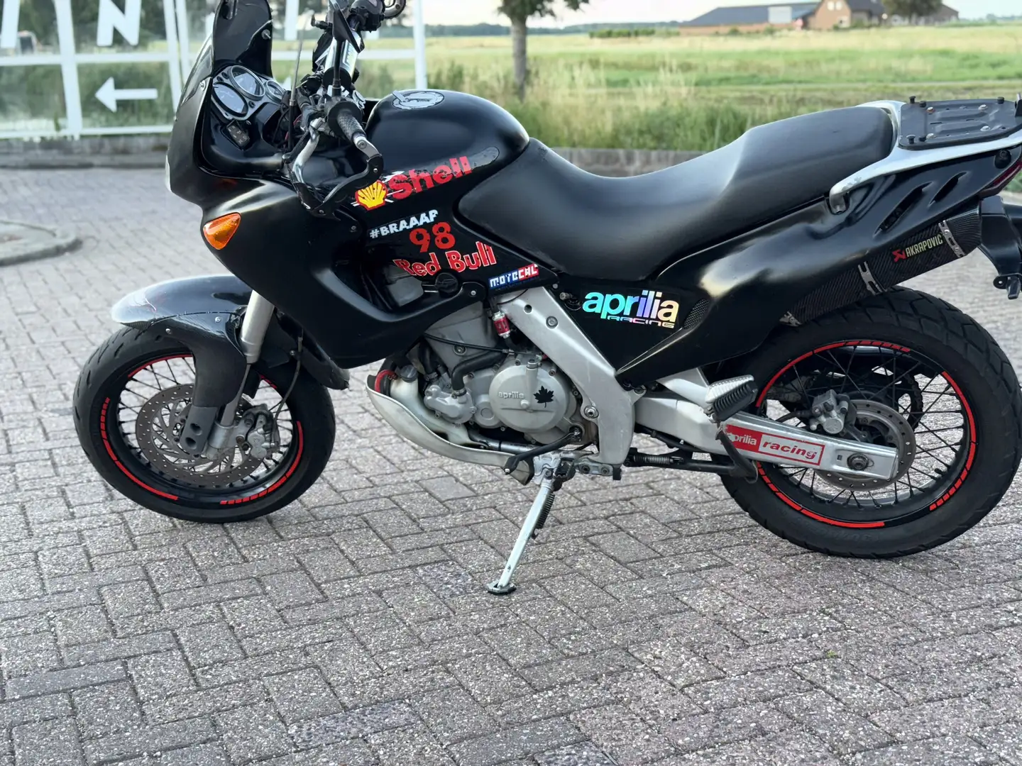 Aprilia Pegaso 650 - 1