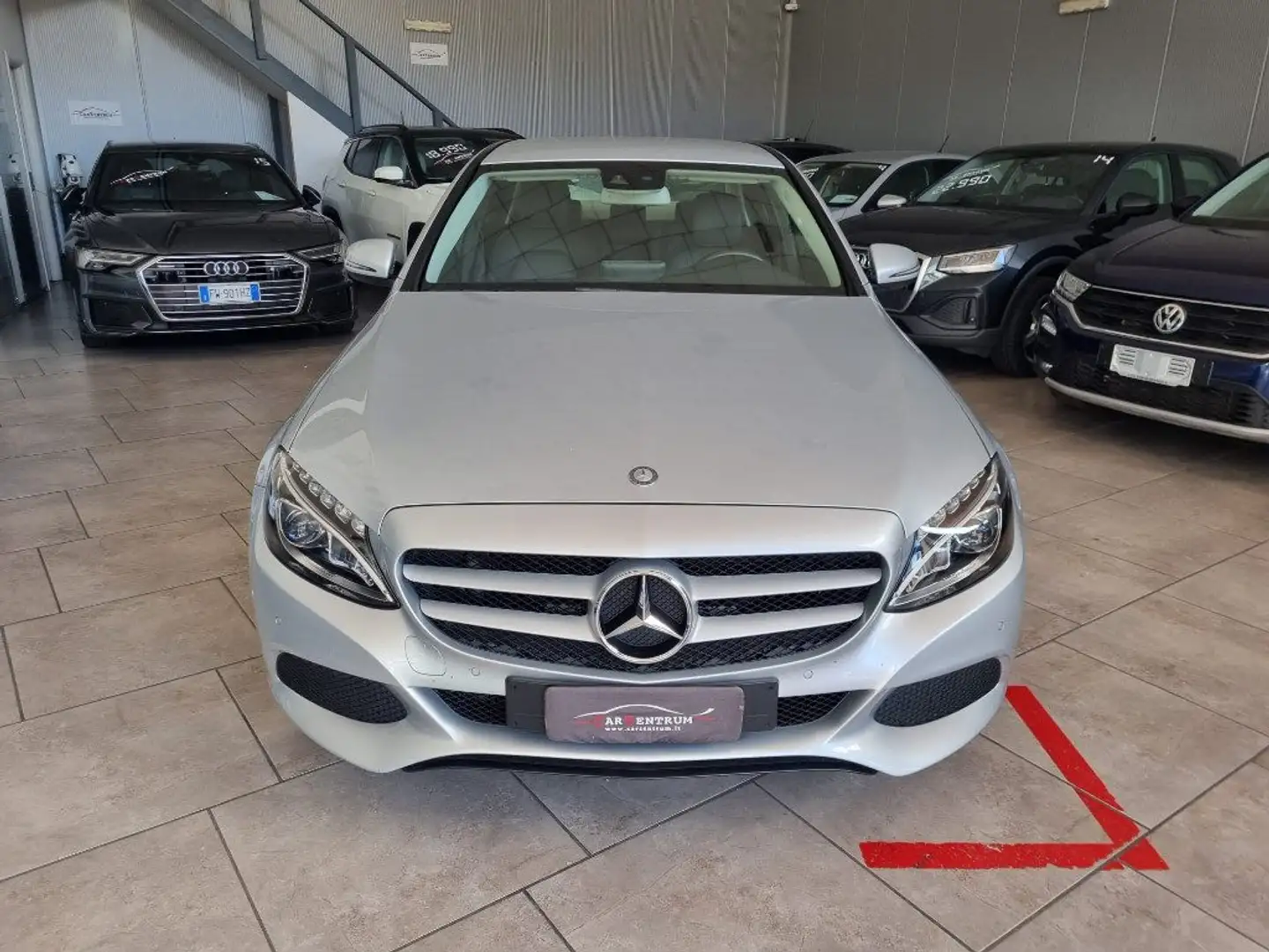 Mercedes-Benz C 220 d Premium Grigio - 2