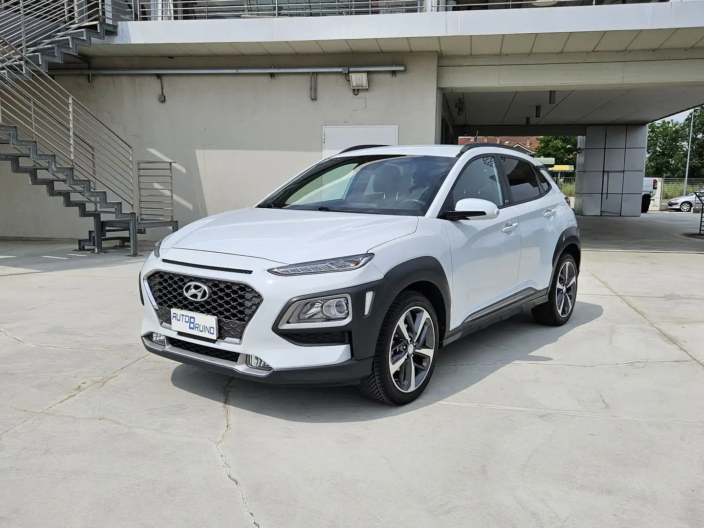 Hyundai KONA 1.0 T-GDI Xpossible Blanc - 1