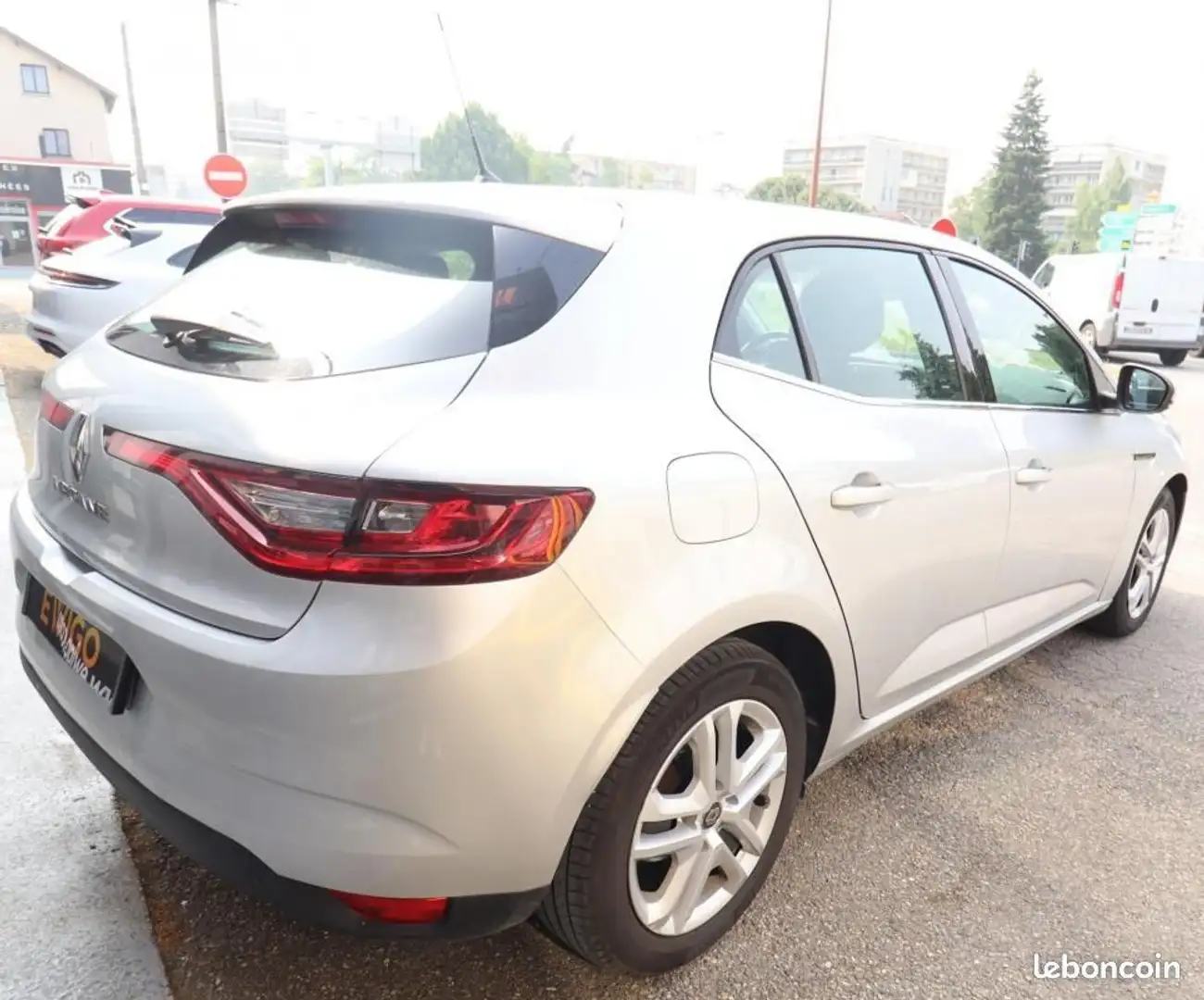 Renault Megane Mégane 1.5 BLUEDCI 115 CH BUSINESS %2B CARPLAY Gris - 2