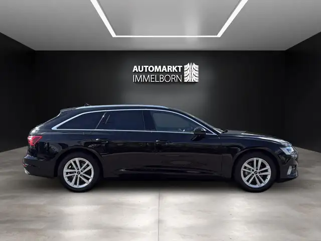 Audi A6 view 11