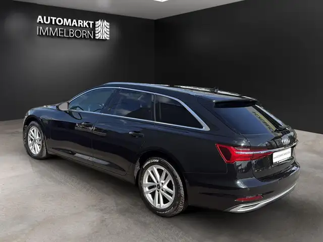Audi A6 view 6