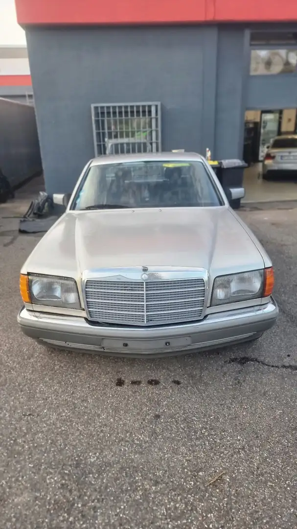 Mercedes-Benz 420 - 2