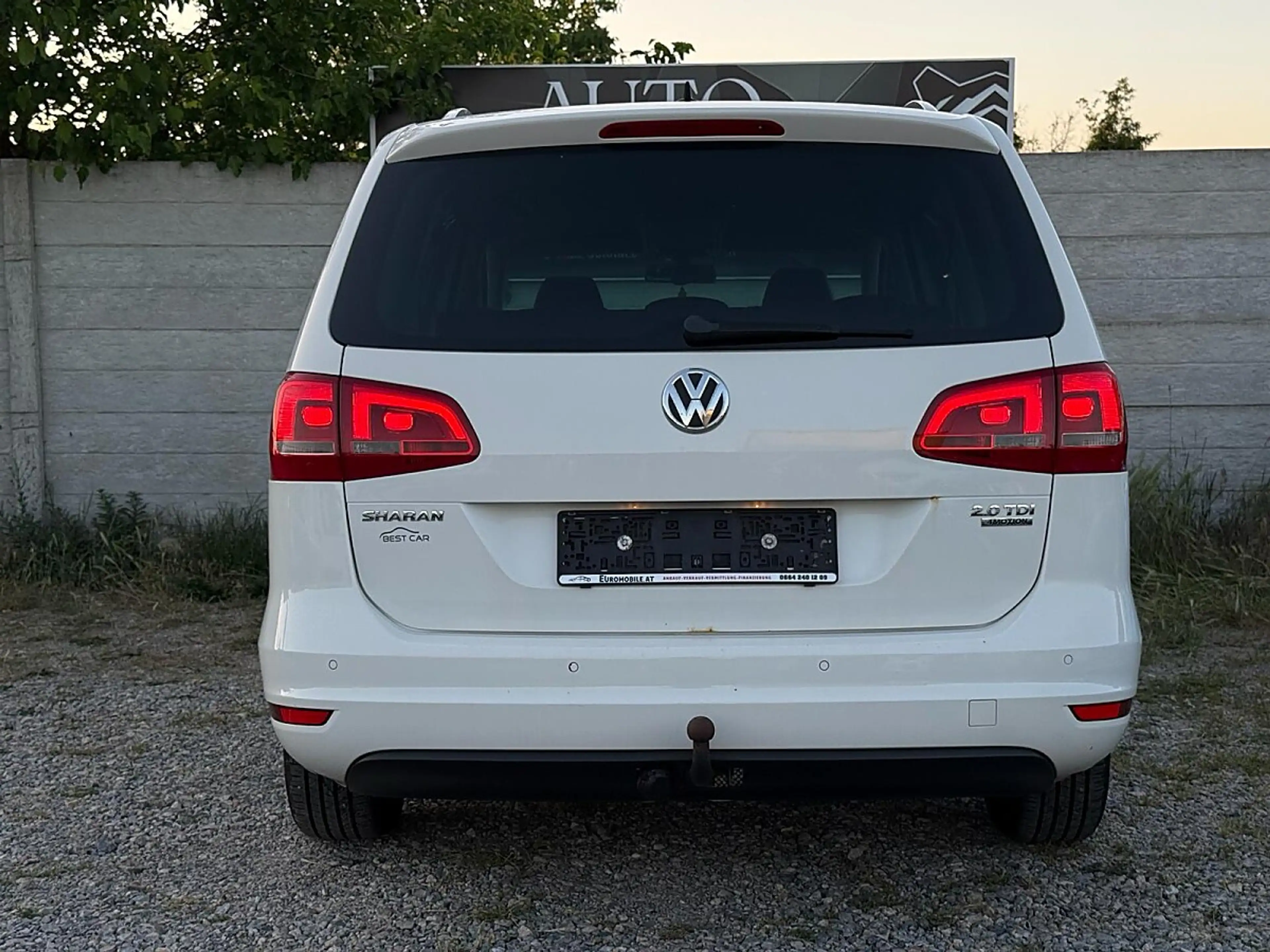 Volkswagen Sharan Highline BMT 2,0 TDI DPF 4Motion — photo 5