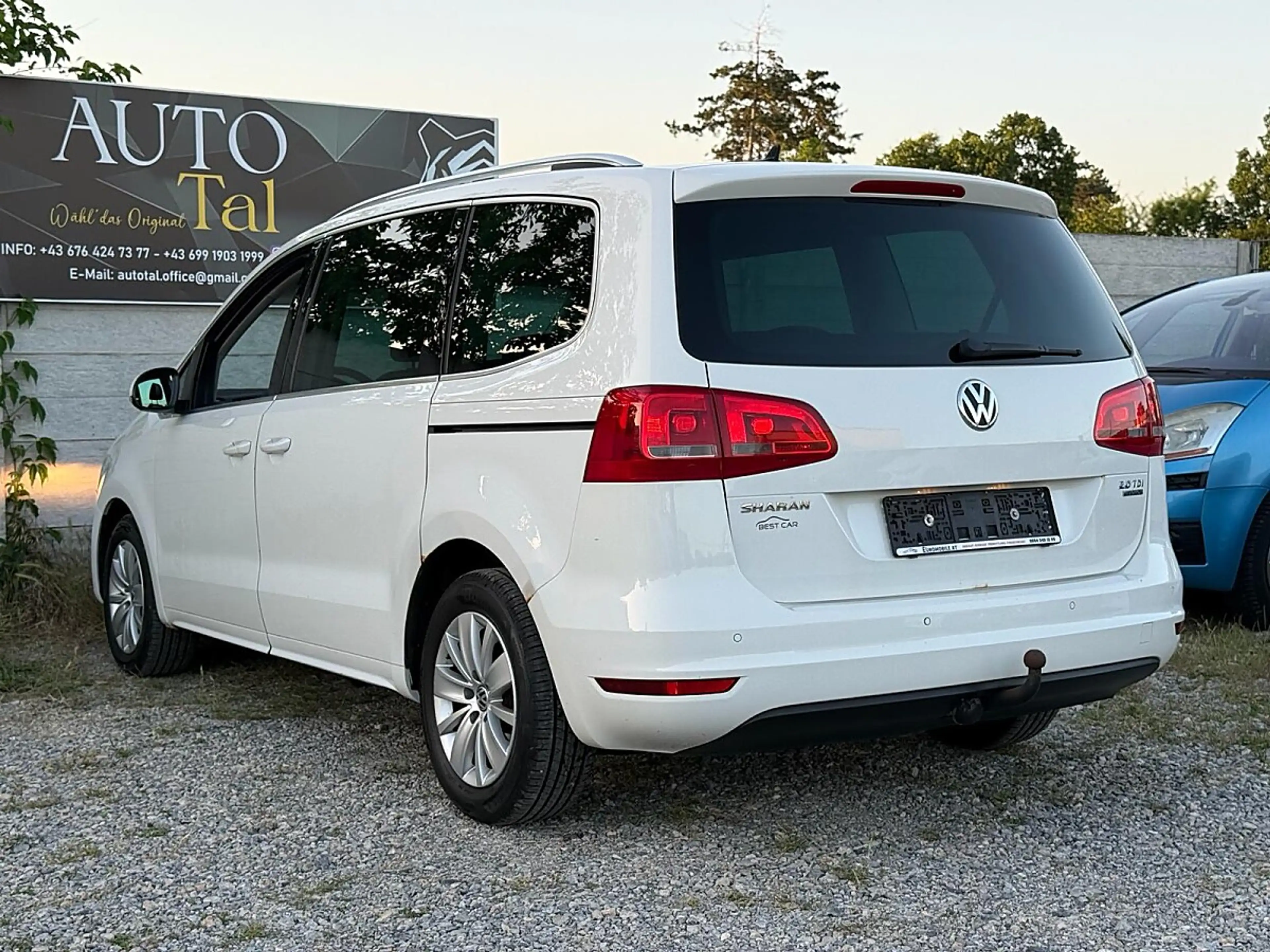 Volkswagen Sharan Highline BMT 2,0 TDI DPF 4Motion — photo 4