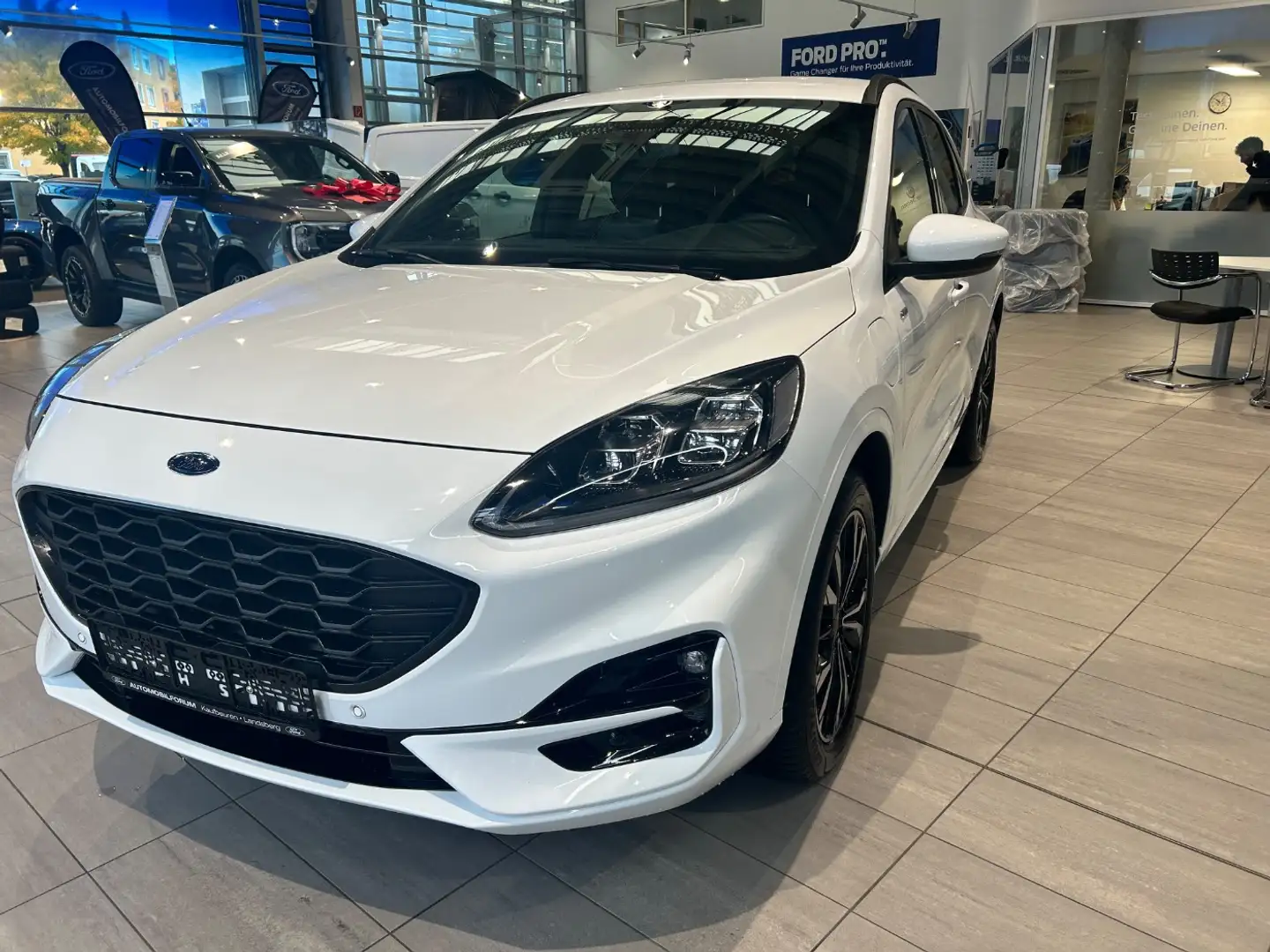Ford Kuga 2.5 Duratec PHEV ST-Line X LED+Navi+SHZ+LM Wit - 2