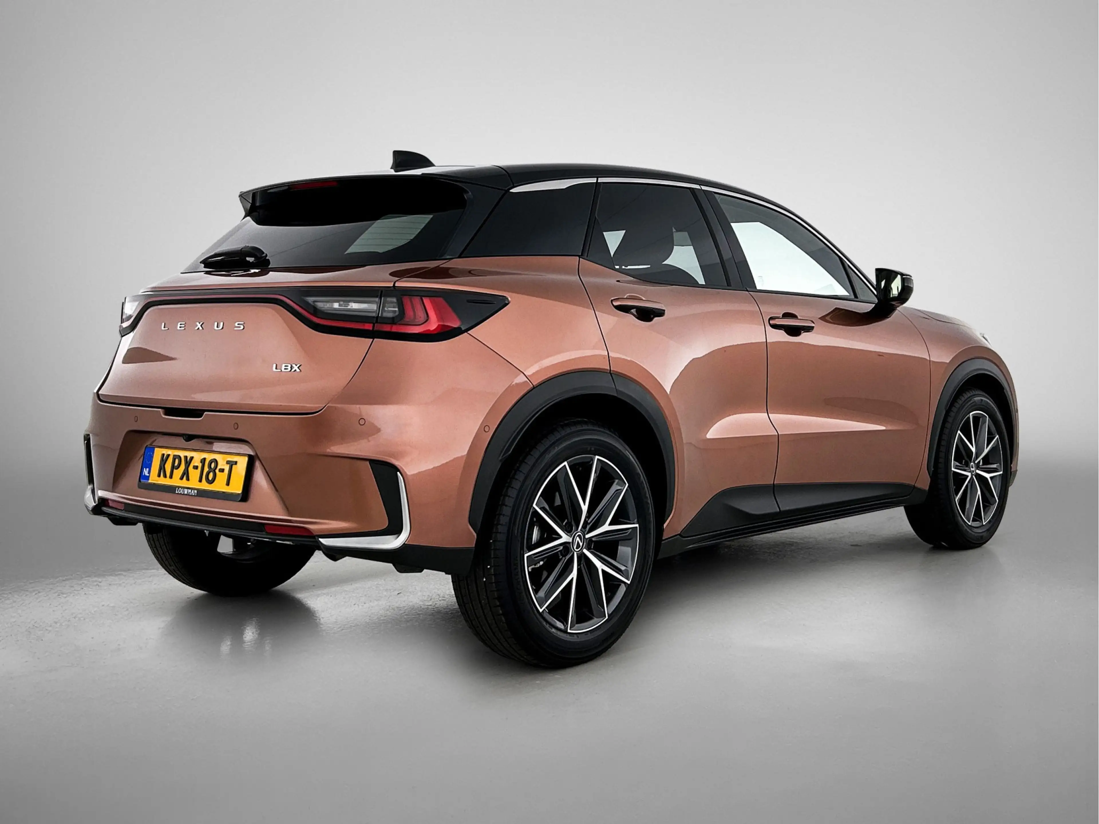 Lexus LBX Cool AWD | Advanced Pack | — photo 2