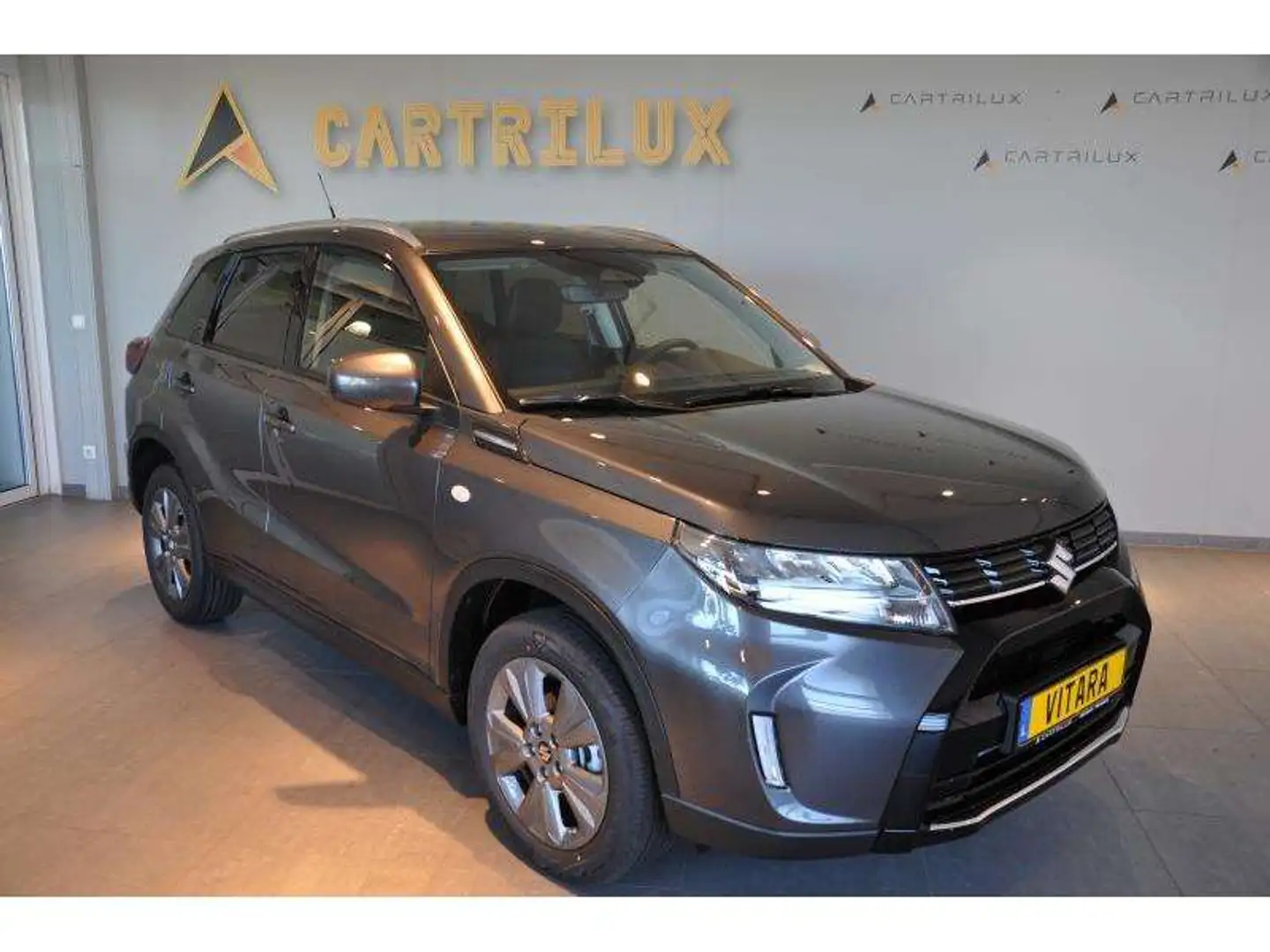 Suzuki Vitara GL+ 129 MAN6 MILD HYBRIDE Gris - 1