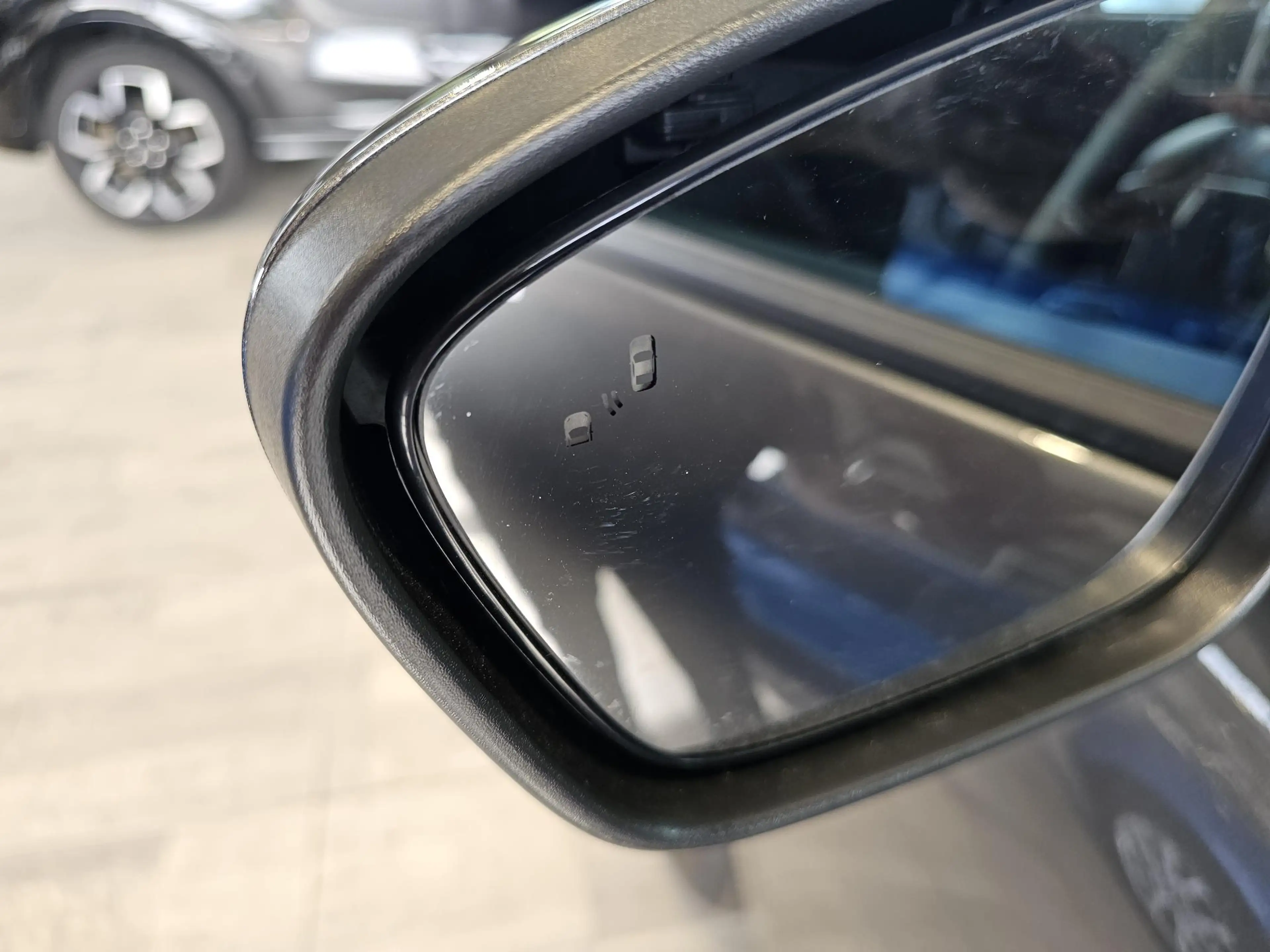 Ford Kuga 2.5 PHEV ST-Line — photo 12