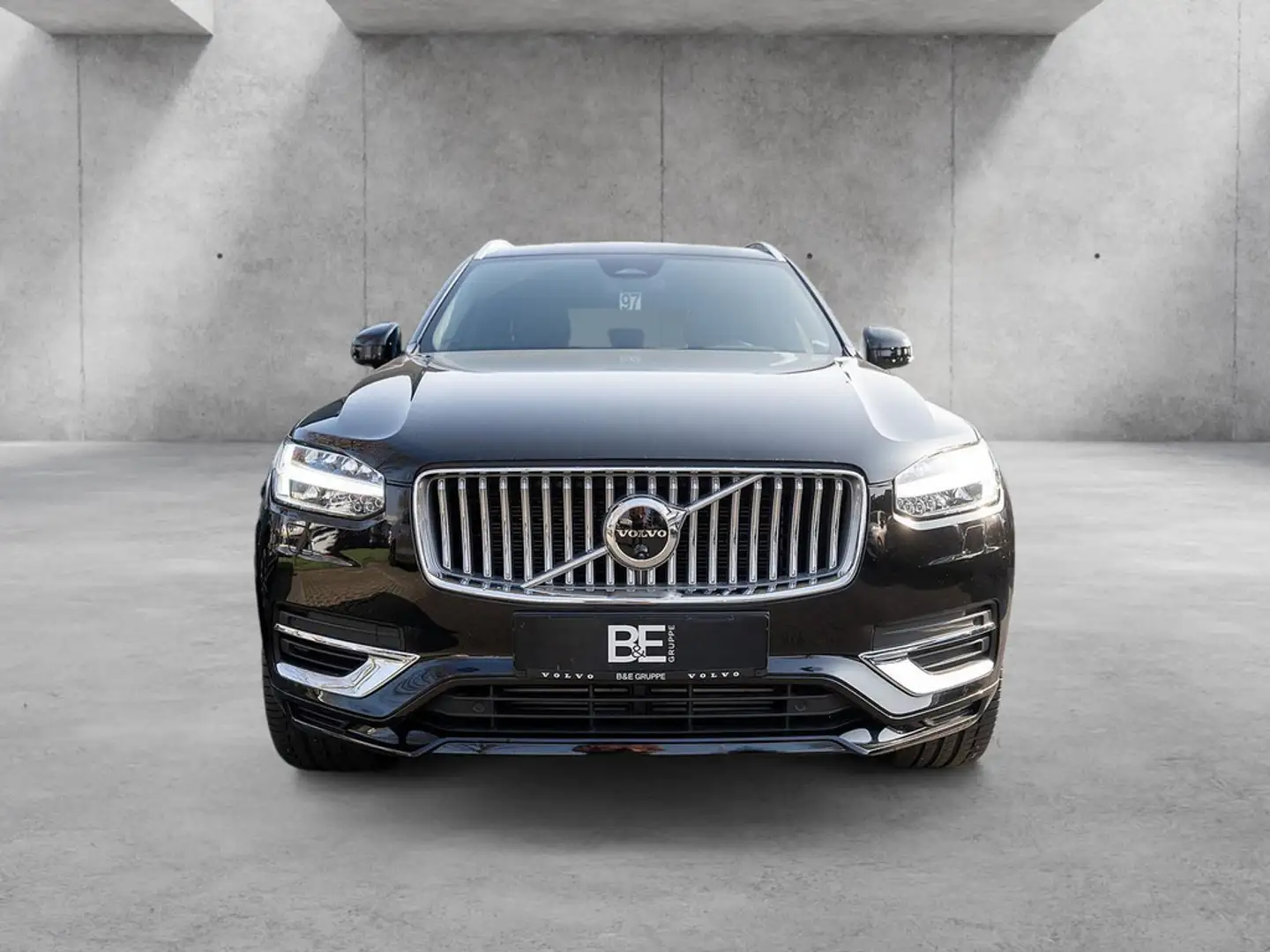 Volvo XC90 T8 Plus Bright Plug-In Hybrid STANDHZ Schwarz - 2