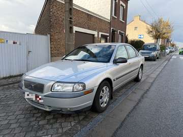 2.4 Turbo - D5 Elegance