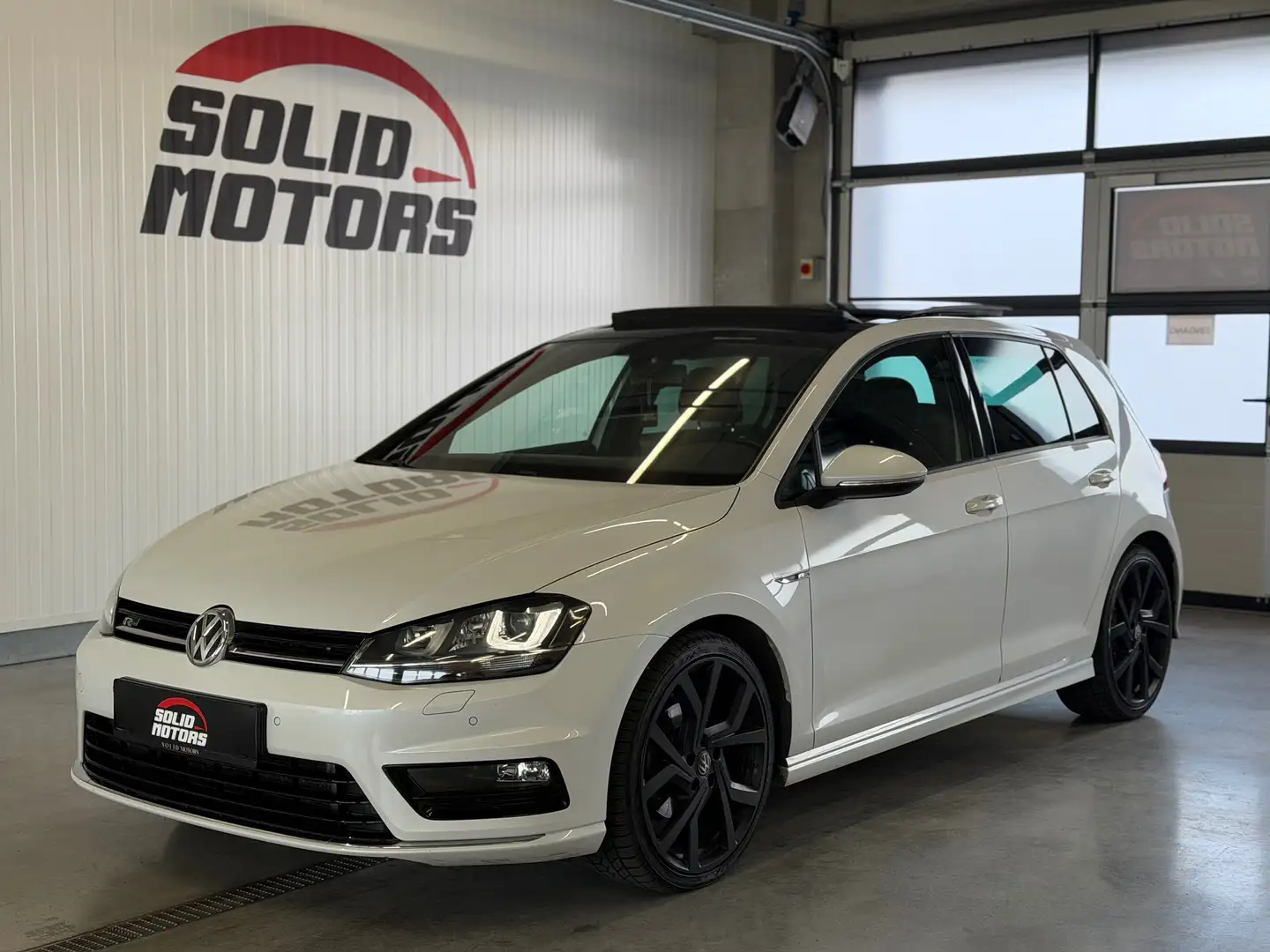 Volkswagen Golf 2,0 TDI BMT DSG R-Line/Pano/Xenon/Navi/ Weiß - 1