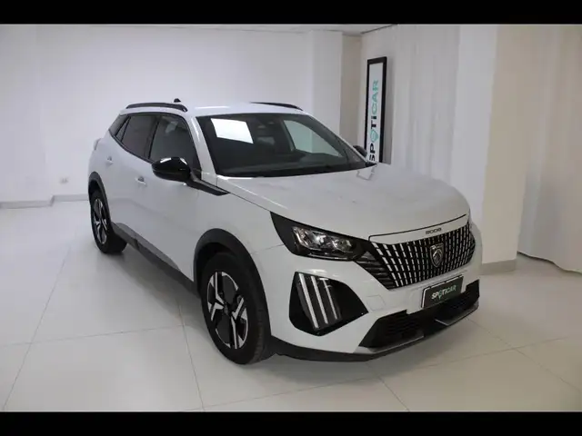 Peugeot 2008 PureTech 130 S&S EAT8 Allure