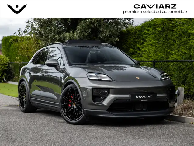 2025 Porsche Macan in Grey for sale