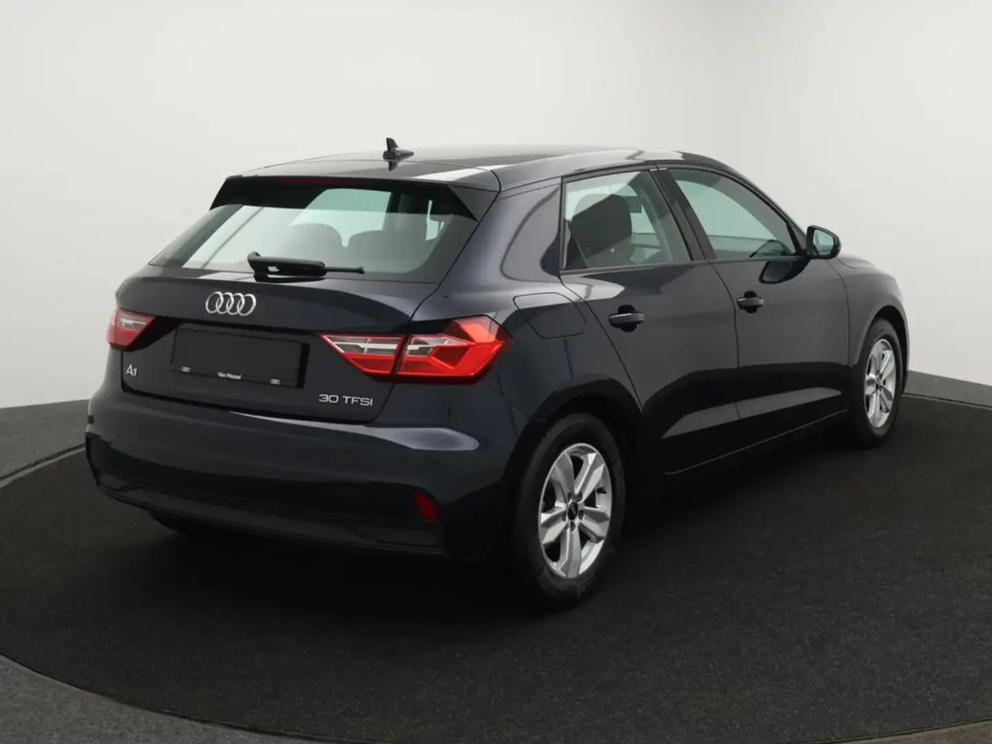 Audi A1 Sportback Audi A1 Sportback 30TFSI 110PK *APP CONNECT*AIRCO*CRUISE*PDC*ZETELVERWARMING*... Noir - 2