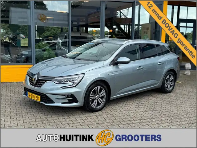 Renault Megane Estate 1.6 Plug-In Hybrid Intens