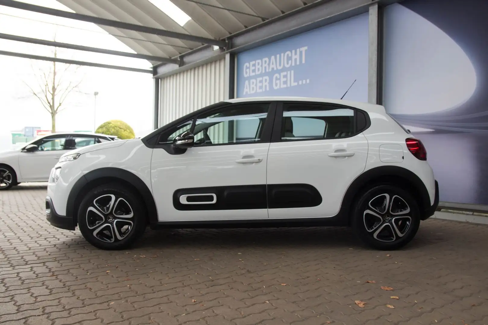 Citroen C3 Aircross 1.2 PureTech 110 Feel Pack LED/SHZG/ Blanc - 2