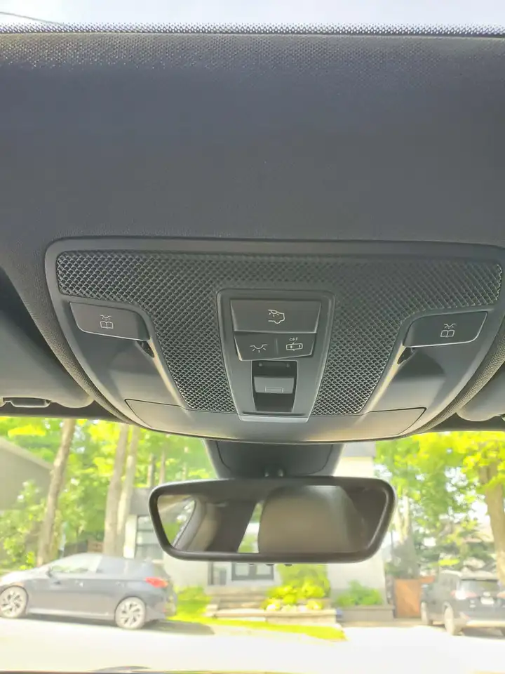 Mercedes-Benz GLA снимка Mercedes-Benz GLA