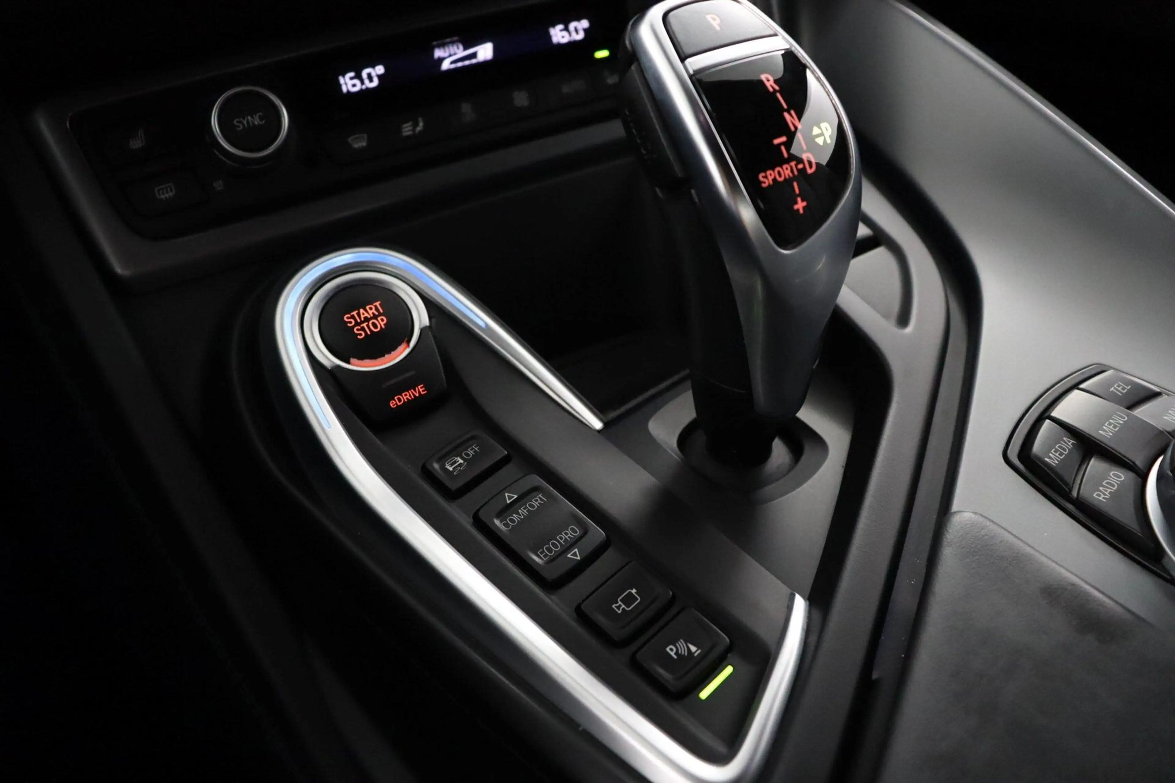 BMW i8 1.5 |NAP|Harman&Kardon| — photo 18