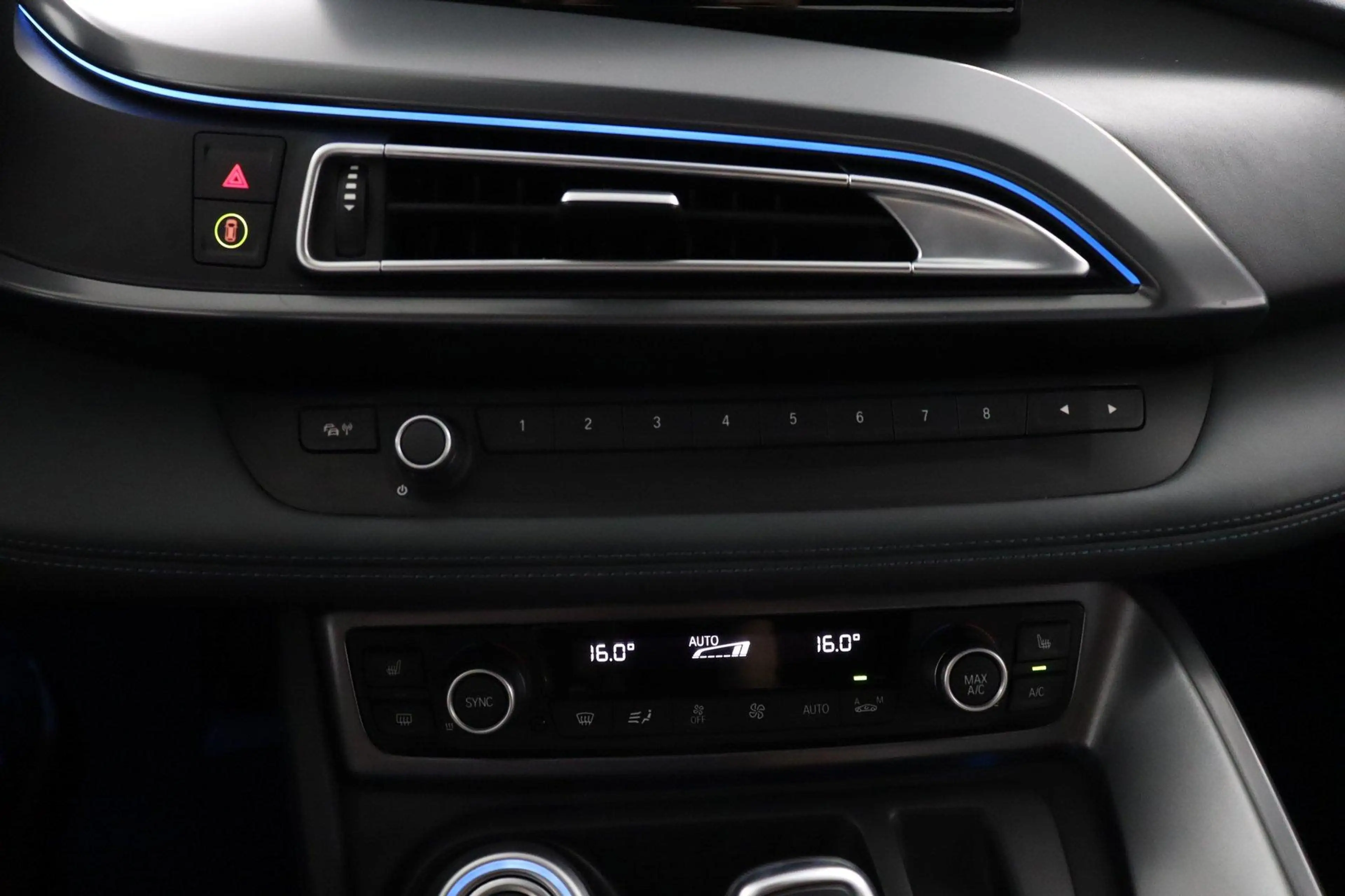 BMW i8 1.5 |NAP|Harman&Kardon| — photo 22