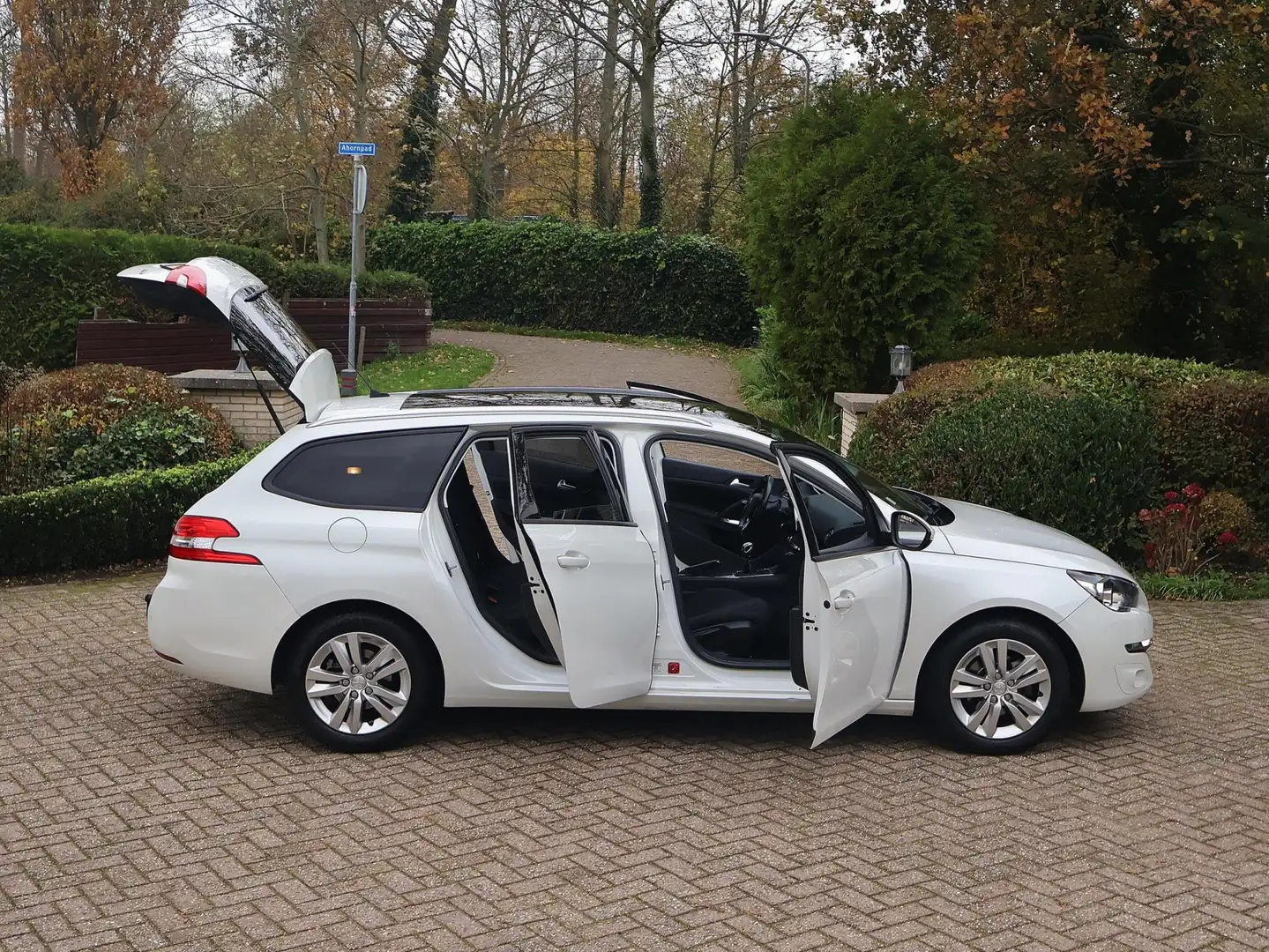 Peugeot 308 SW 1.6 BlueHDI Executive Pack Camera/Panodak/Navi/ Weiß - 2