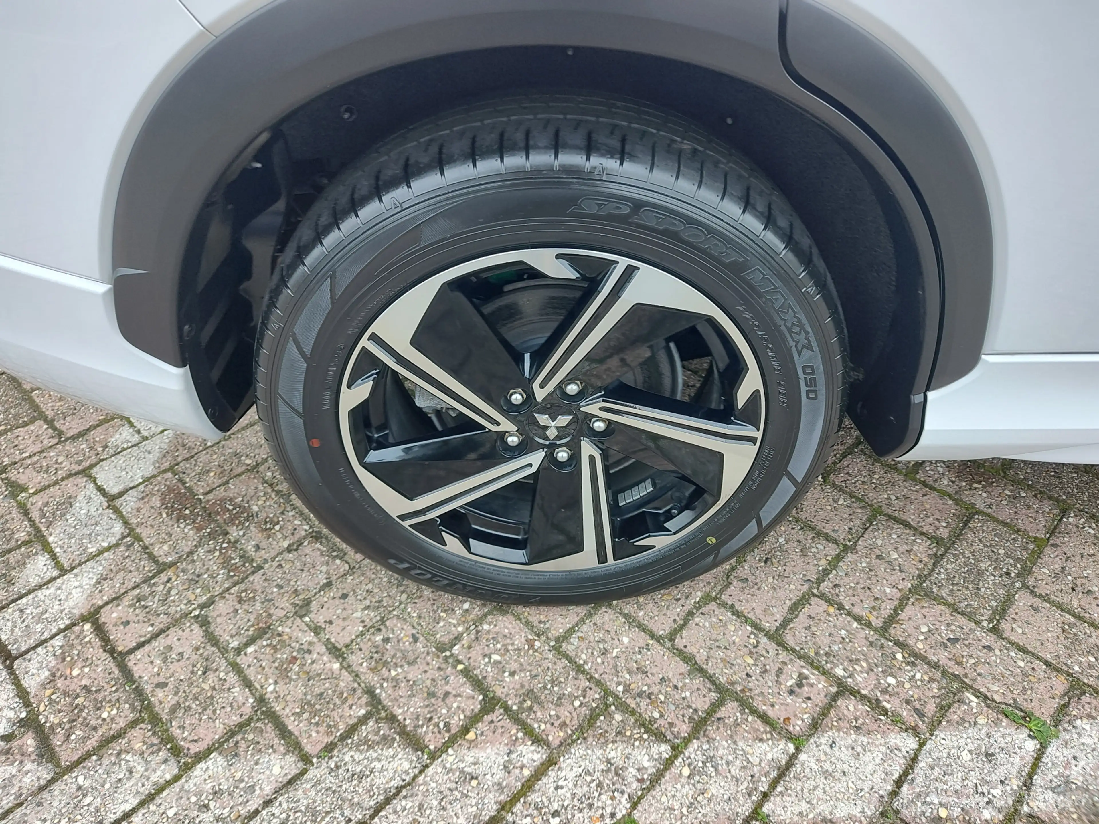 Mitsubishi Eclipse Cross 2.4 PHEV EXECUTIVE SPORT 360 Camera | Stuurverwarm — photo 36