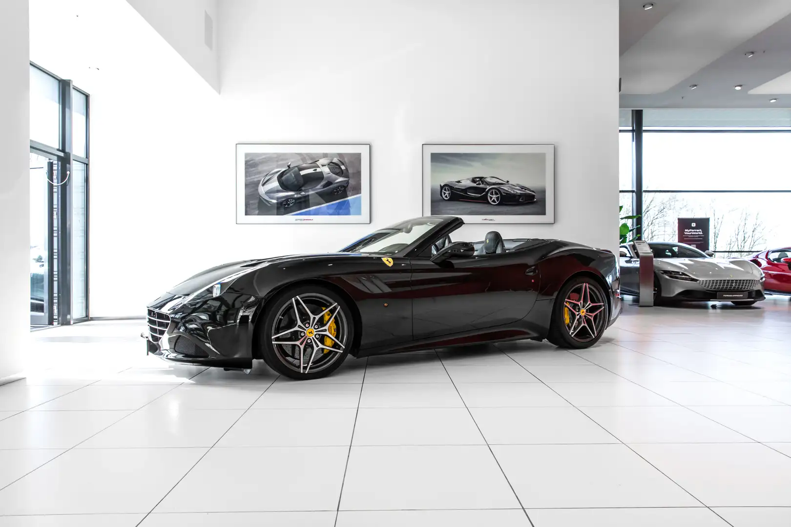 Ferrari California T ~Ferrari Munsterhuis~ Noir - 2