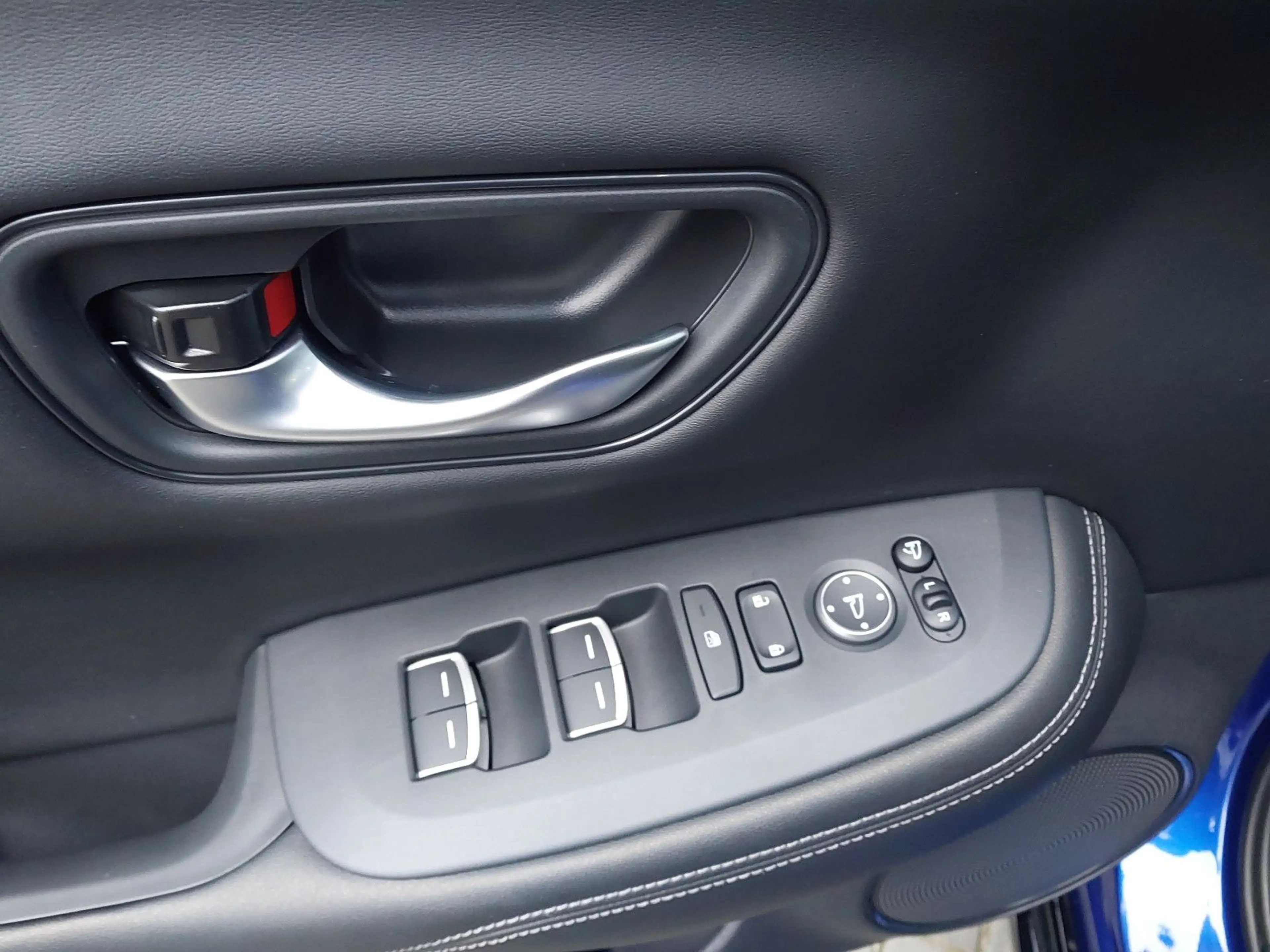 Honda ZR-V 2,0 e:HEV Sport Navi/LED/Kamera — photo 14